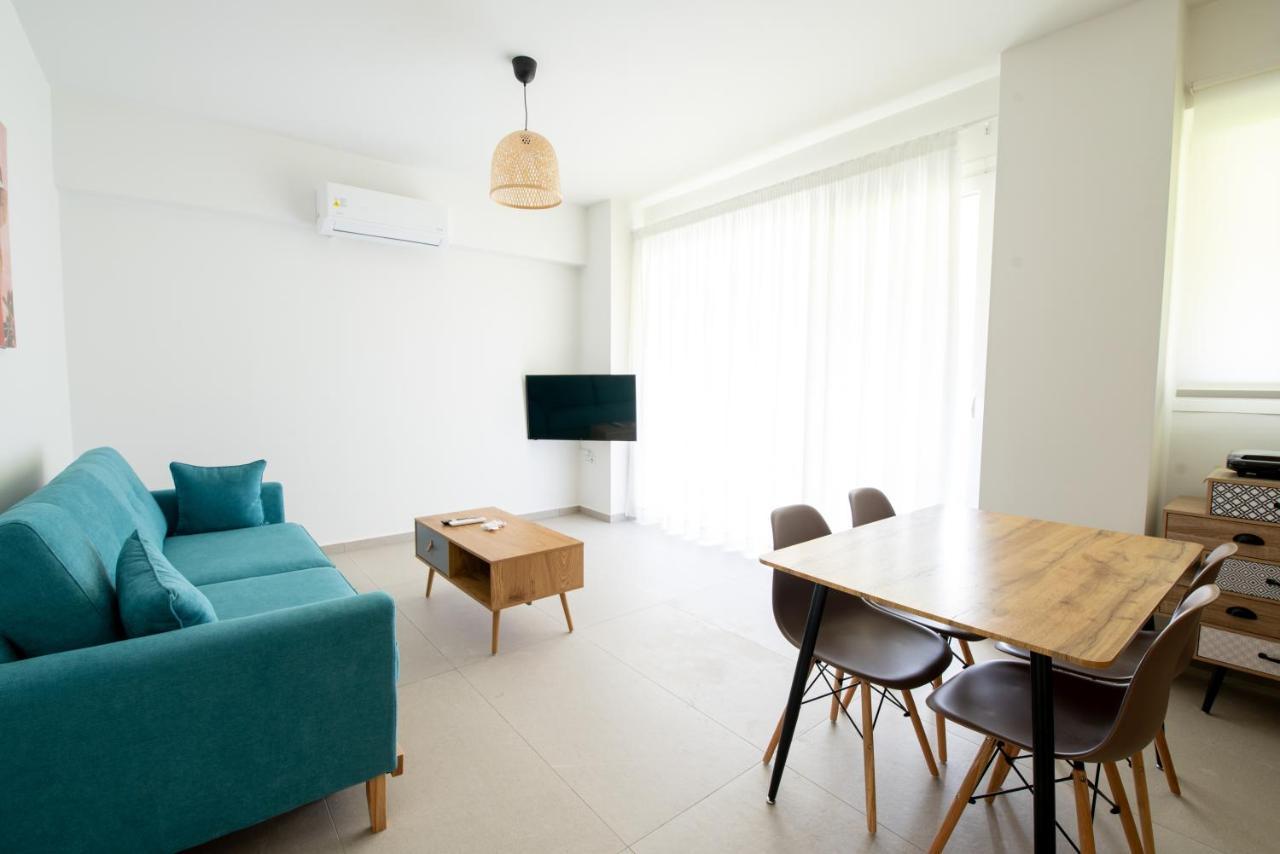 Ennea Suites-Storm Suite Flámbouras Esterno foto